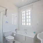 Papas Family Villa فيلة باراليمني