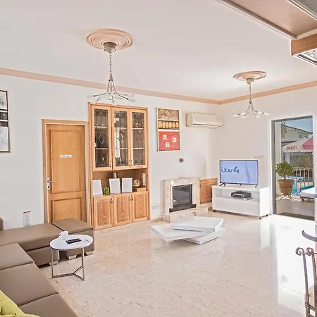 Villa Papas Family Paralimni