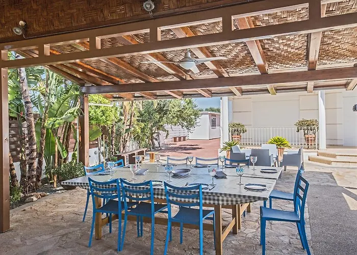 Papas Family Villa *