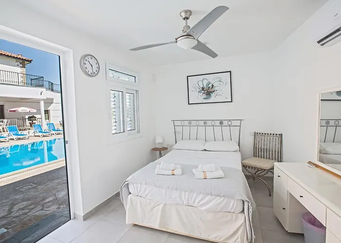 Papas Family * Paralimni